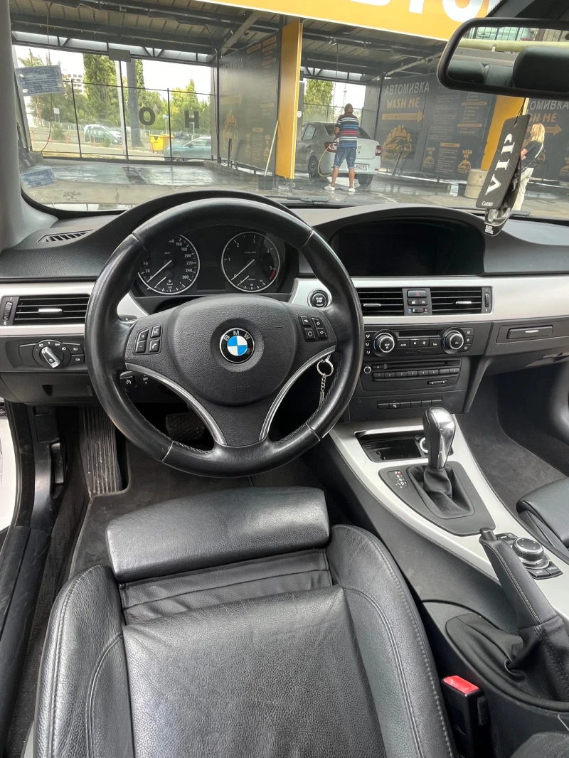 BMW 320, снимка 8 - Автомобили и джипове - 53271128