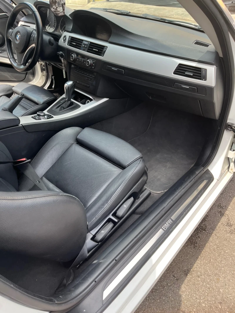 BMW 320, снимка 9 - Автомобили и джипове - 53271128