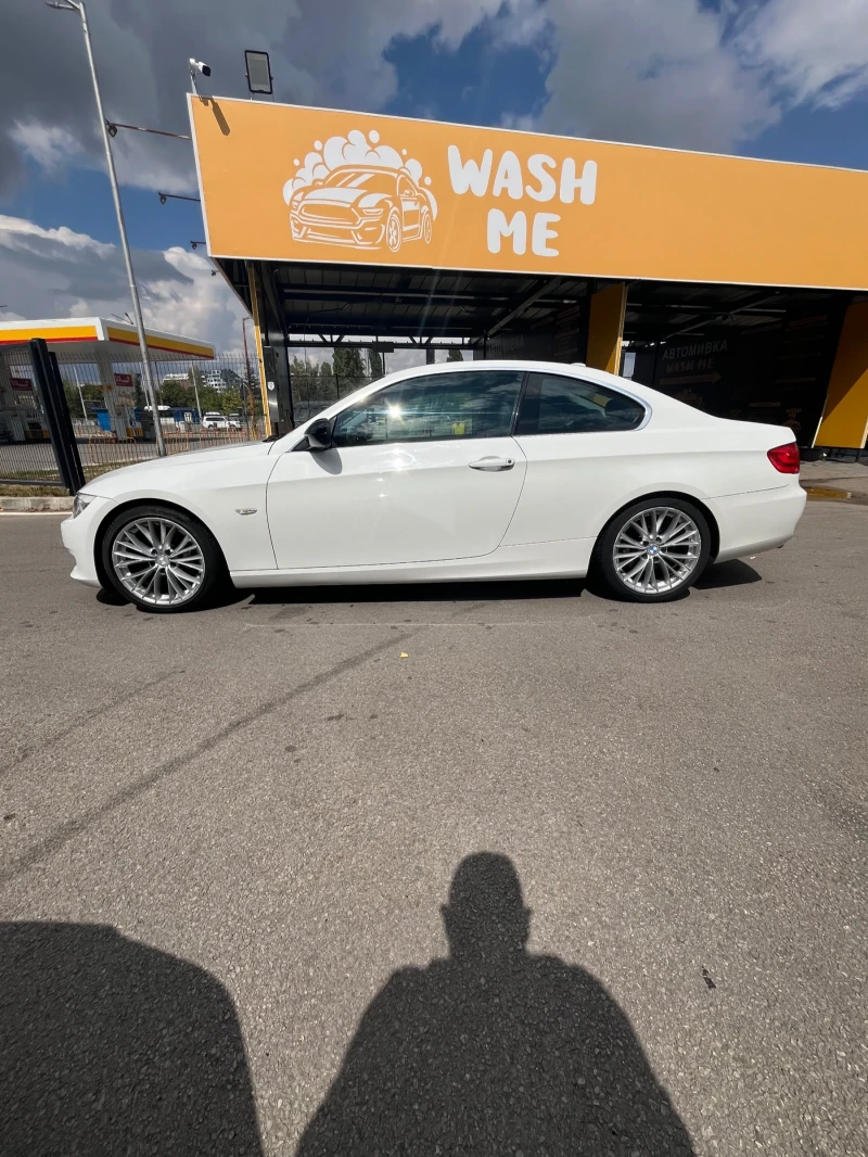 BMW 320, снимка 4 - Автомобили и джипове - 53271128