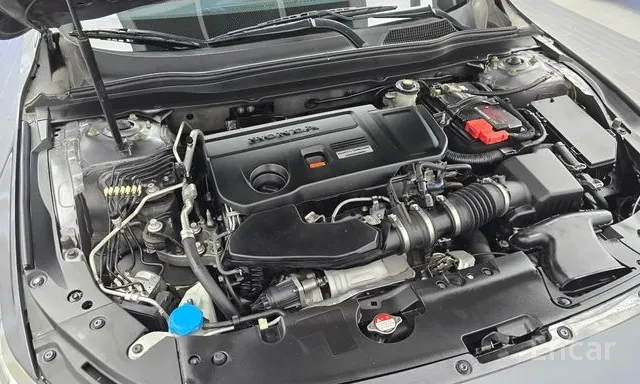 Honda Accord 2.0 Turbo Sport* ������* HUD* ��� | Mobile.bg � ����������� 6