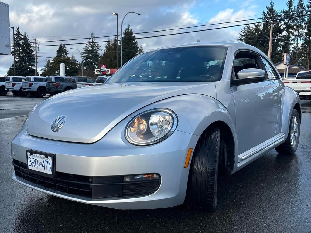 VW Beetle * 2dr Cpe Auto * CARFAX * ЦЕНА ДО БГ, снимка 1