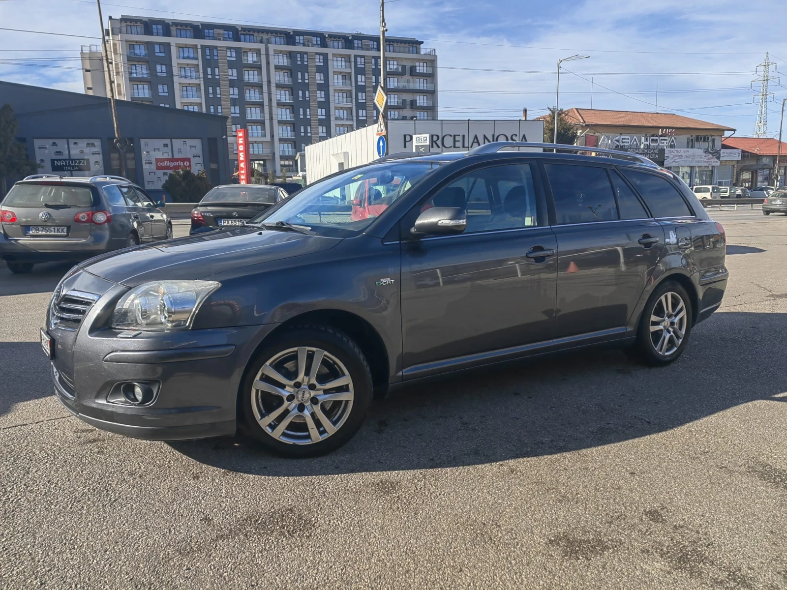 Toyota Avensis 2.2 177к.с  - изображение 2