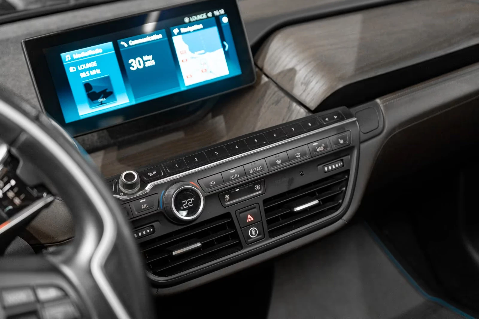 BMW i3 S/184HP/COMFORT/ADAPIVE//PANO/CAM/157D | Mobile.bg   13