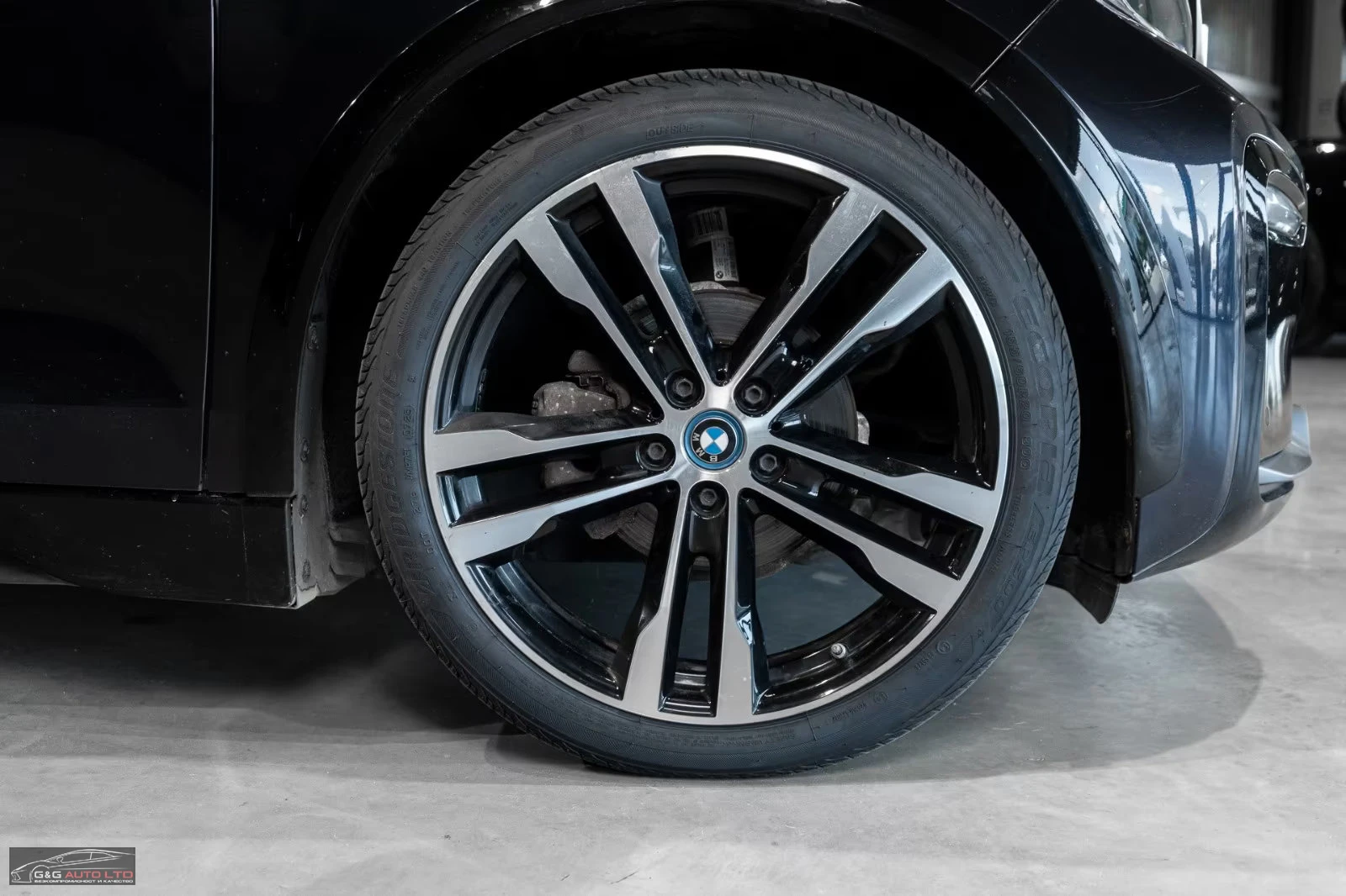 BMW i3 S/184HP/COMFORT/ADAPIVE/КОЖА/PANO/CAM/695v - изображение 7