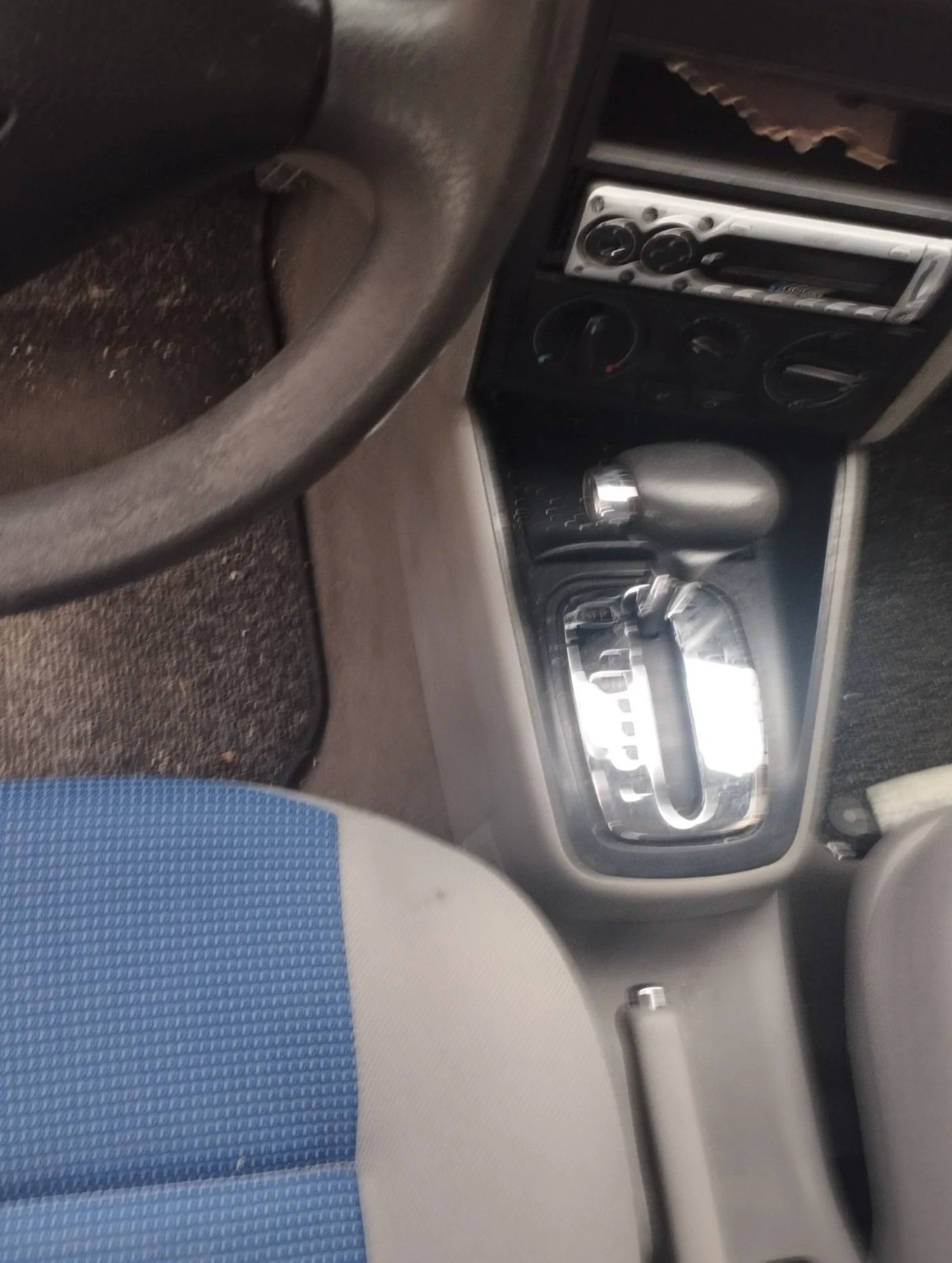 VW Golf 1.6 бензин автоматик - изображение 9