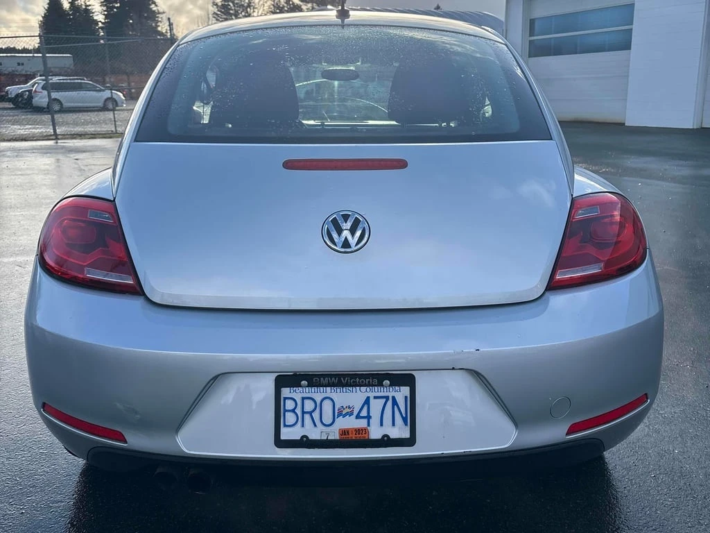 VW Beetle * 2dr Cpe Auto * CARFAX * ЦЕНА ДО БГ - изображение 4