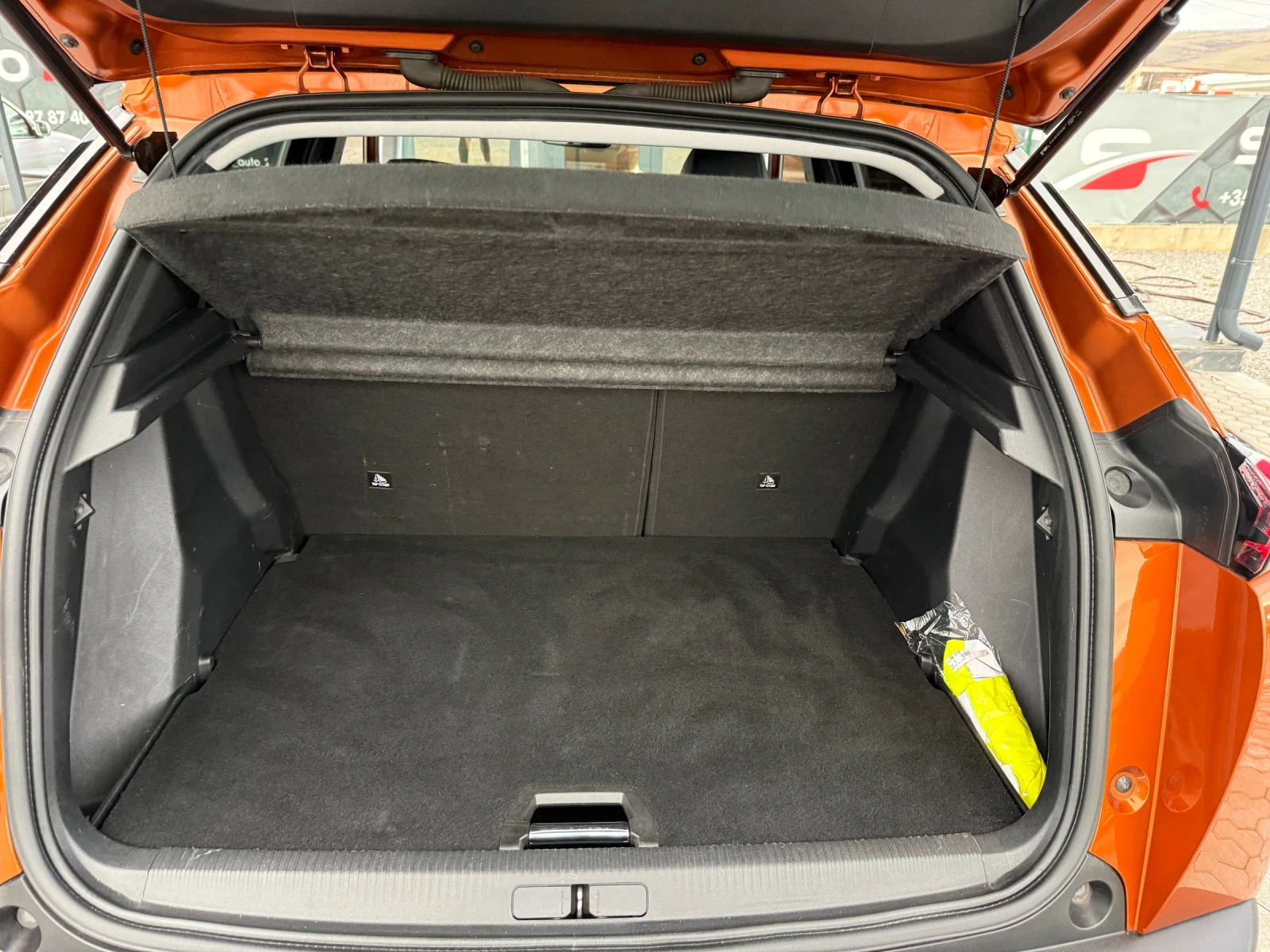 Peugeot 2008 1.2 i FULL SERVICE HISTORY IN PEUGEOT | Mobile.bg � ����������� 13