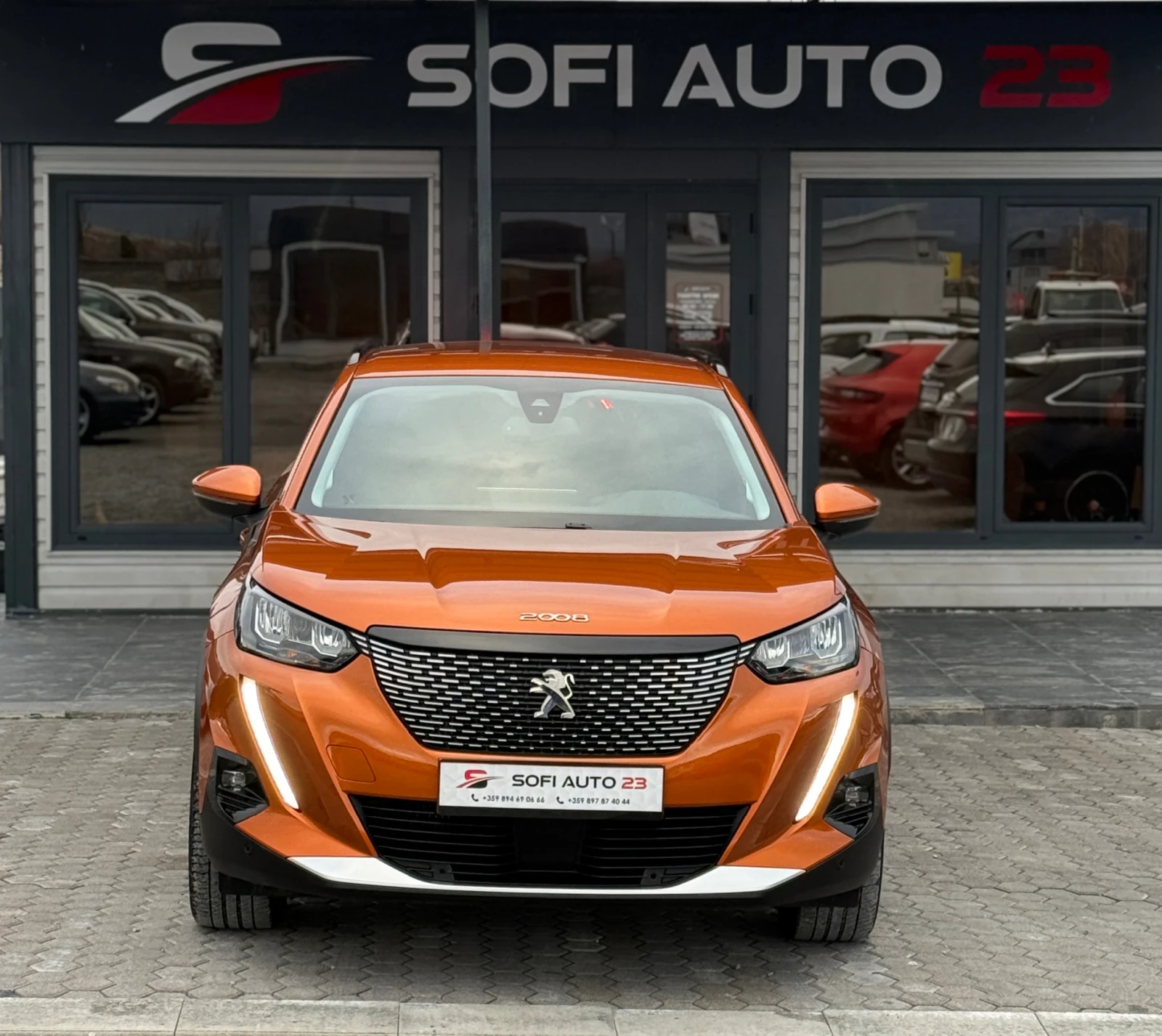 Peugeot 2008 1.2 i FULL SERVICE HISTORY IN PEUGEOT - изображение 3