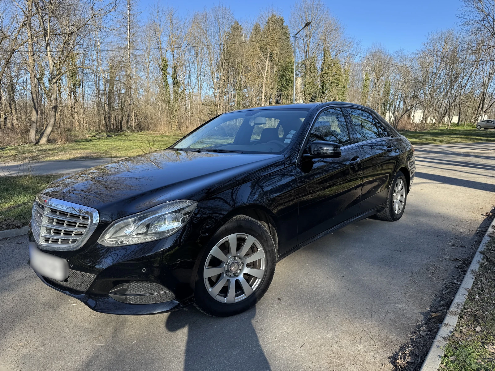 Mercedes-Benz E 220, снимка 4 - Автомобили и джипове - 53934117