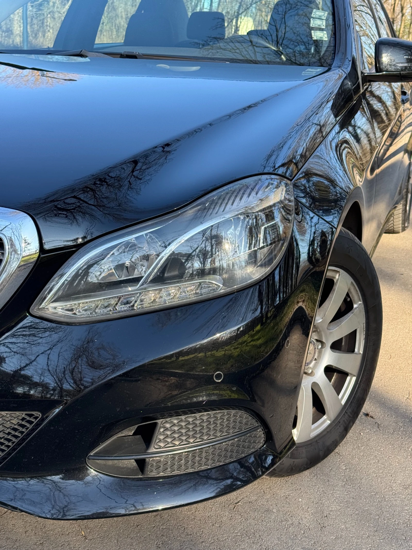 Mercedes-Benz E 220, снимка 14 - Автомобили и джипове - 53934117