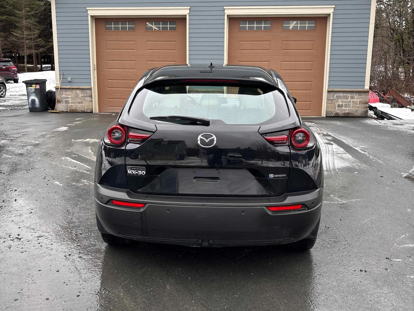 Mazda MX-30 GT * * CARFAX * * АВТО КРЕДИТ * * , снимка 5 - Автомобили и джипове - 54070349