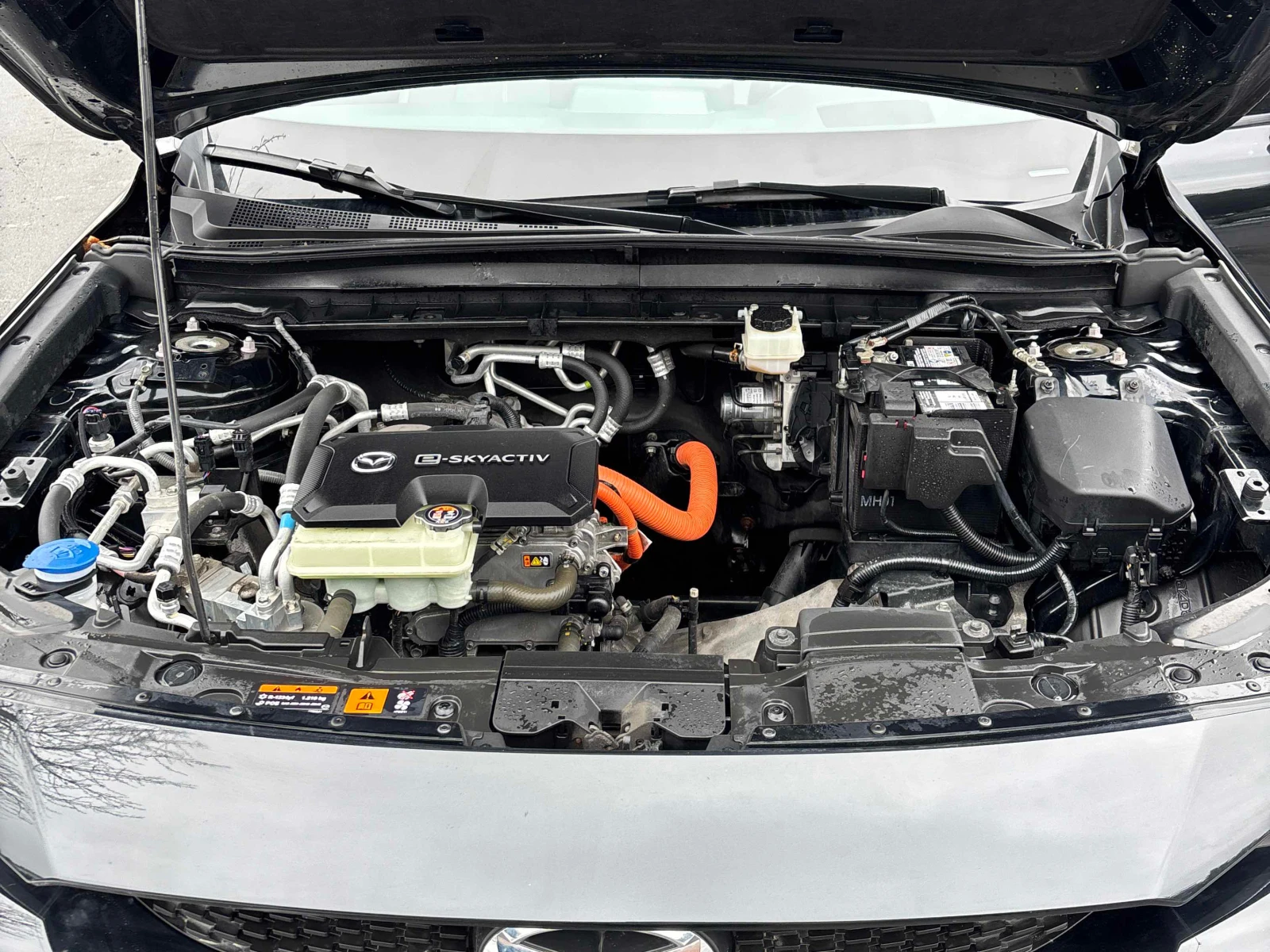 Mazda MX-30 GT * * CARFAX * * АВТО КРЕДИТ * * , снимка 10 - Автомобили и джипове - 54070349