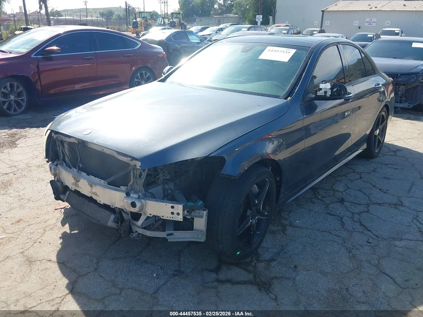 Mercedes-Benz C 300 2.0L I-4 DI, DOHC, VVT, TURBO, 241HP Rear Wheel | Mobile.bg � ����������� 2