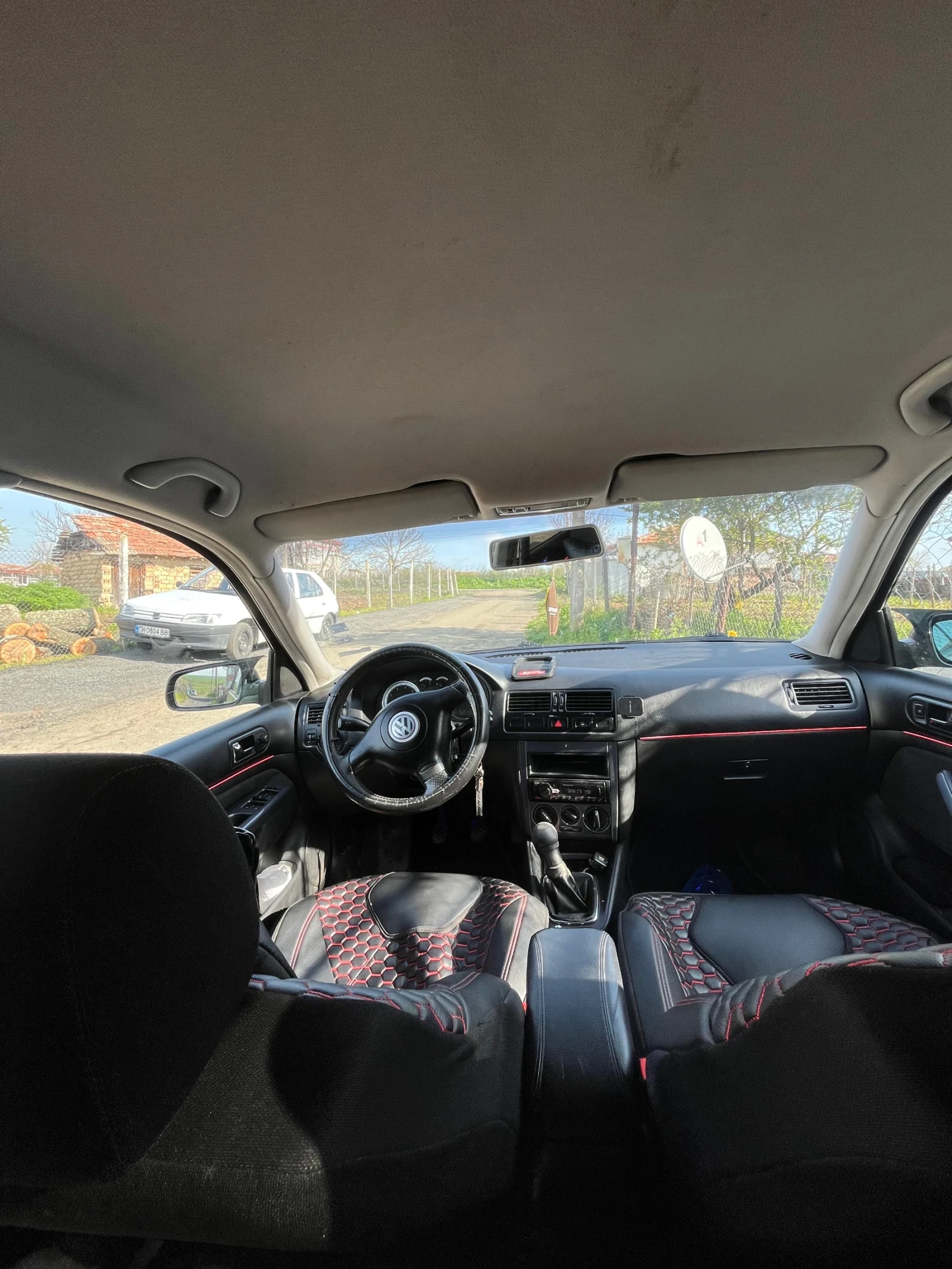 VW Bora, снимка 7 - Автомобили и джипове - 54177220