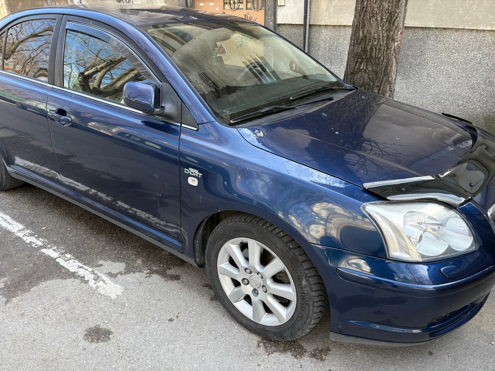 Toyota Avensis 2.2 D-CAT, снимка 16 - Автомобили и джипове - 54178015