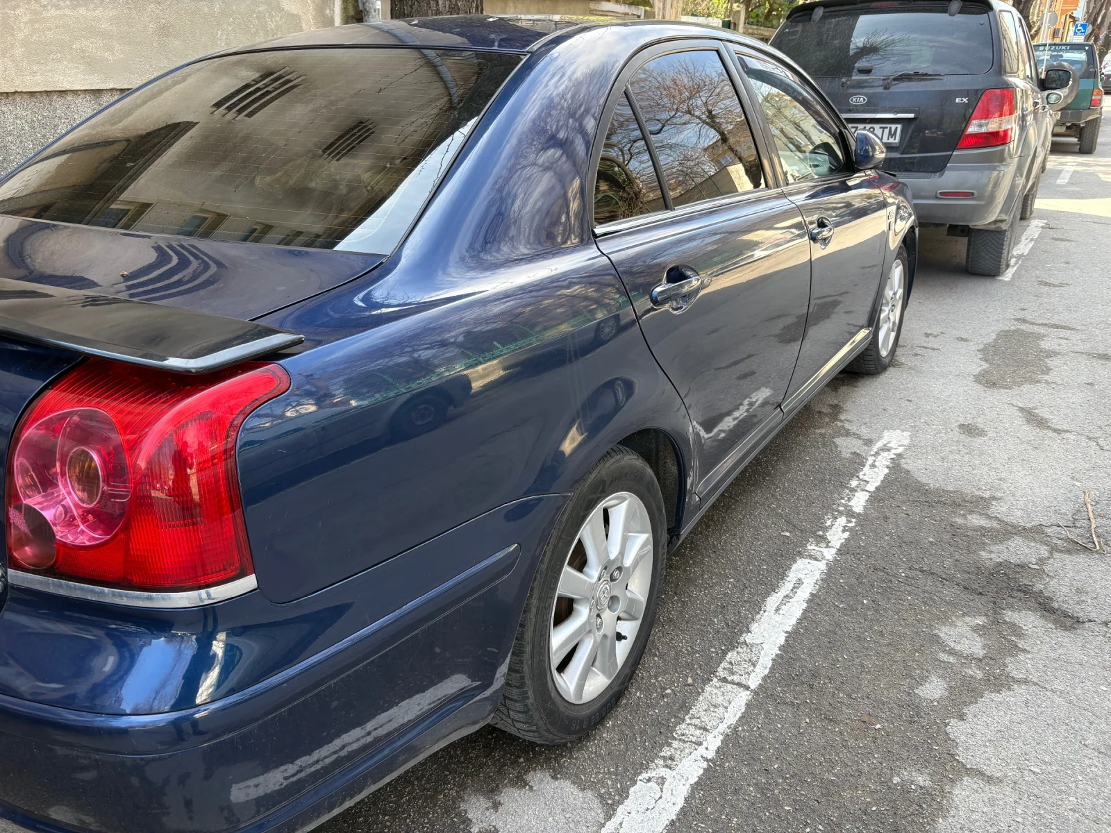 Toyota Avensis 2.2 D-CAT, снимка 10 - Автомобили и джипове - 54178015