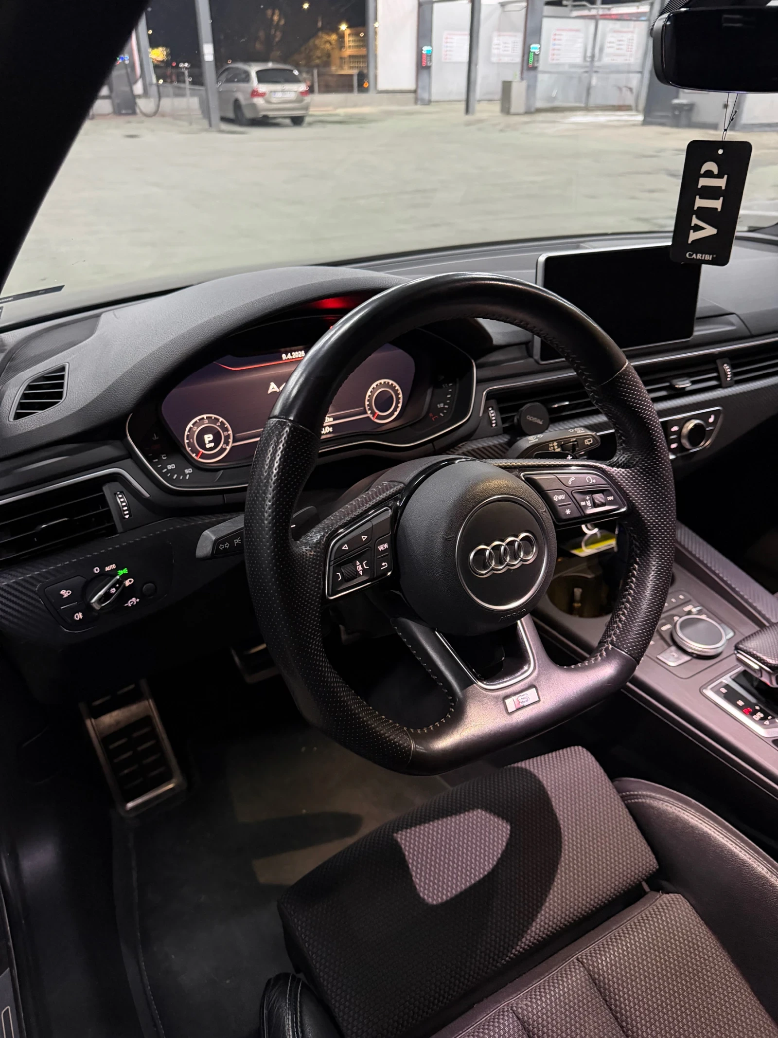 Audi A4, снимка 3 - Автомобили и джипове - 54272805