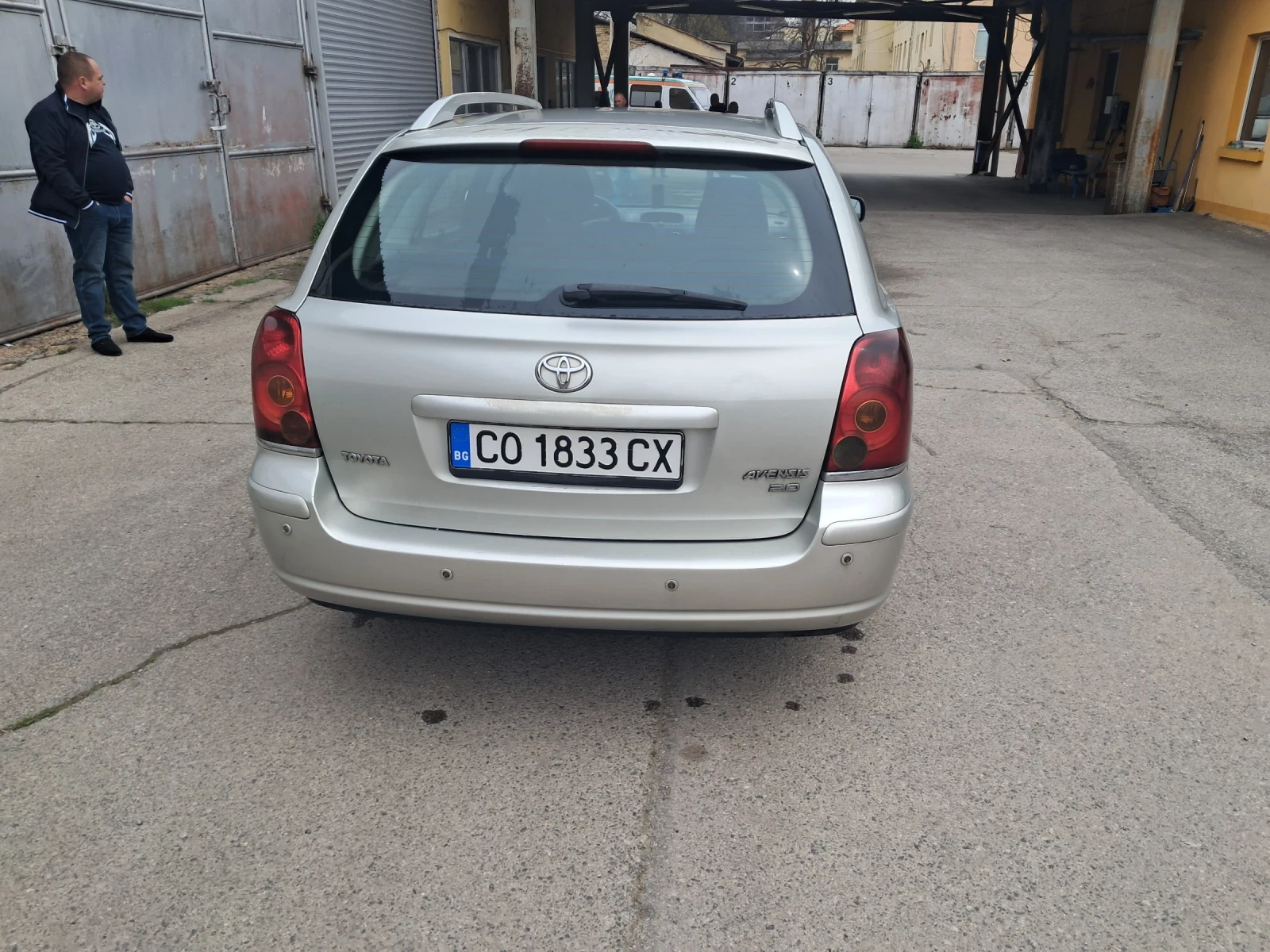 Toyota Avensis, снимка 4 - Автомобили и джипове - 54282086