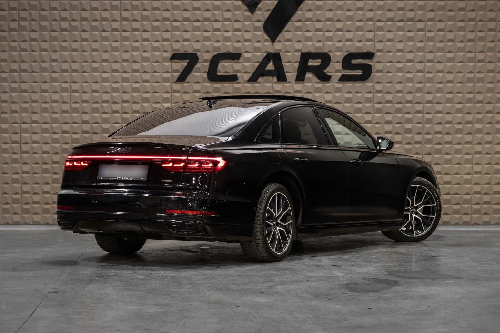 Audi A8 50 TDI Mild Hybrid* Quattro* Matrix* Bang & Olufse, снимка 6 - Автомобили и джипове - 54427829