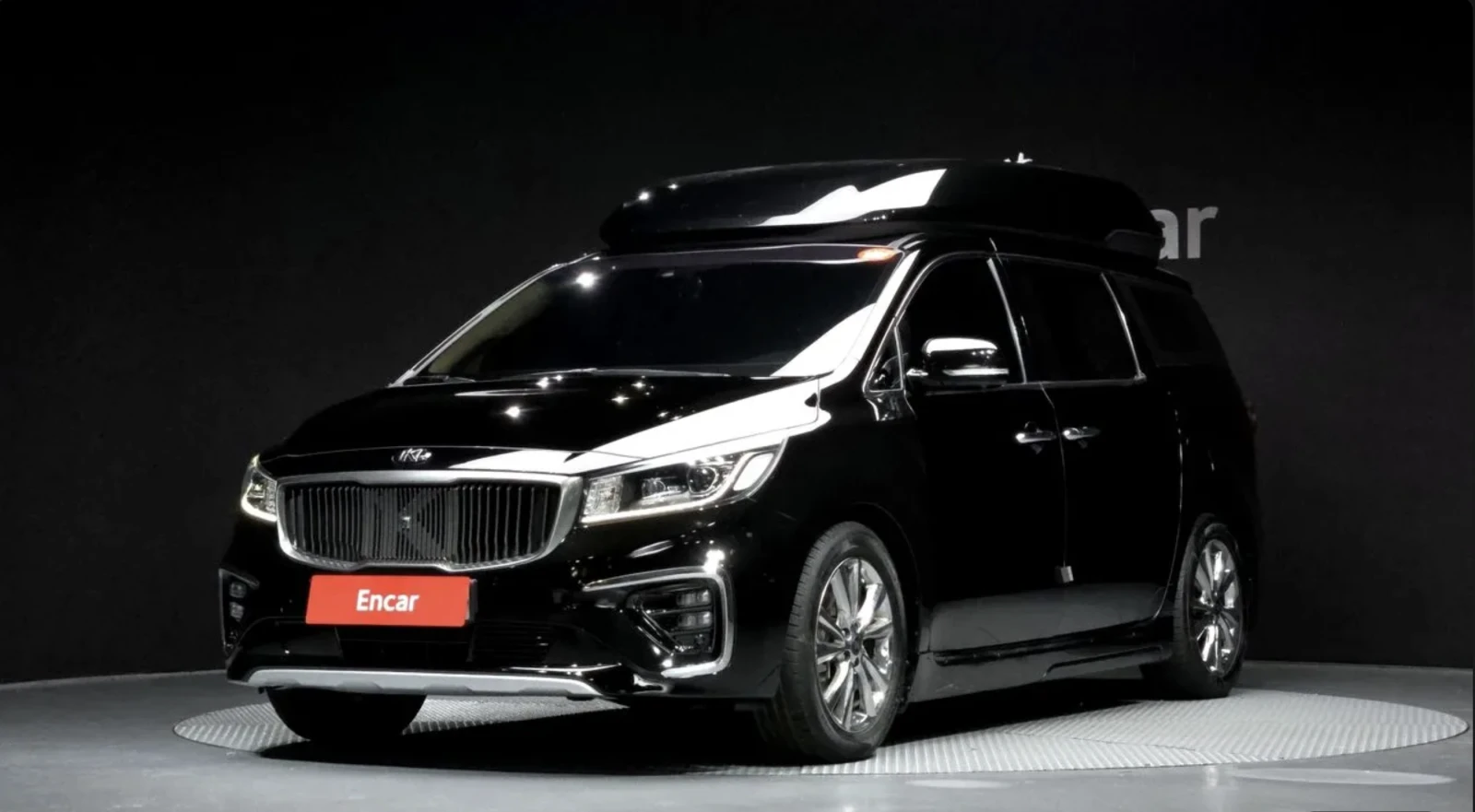 Kia Carnival HIGH LIMOUSINE/CUSTOM INTERIOR/ ULTRA LUXURY
