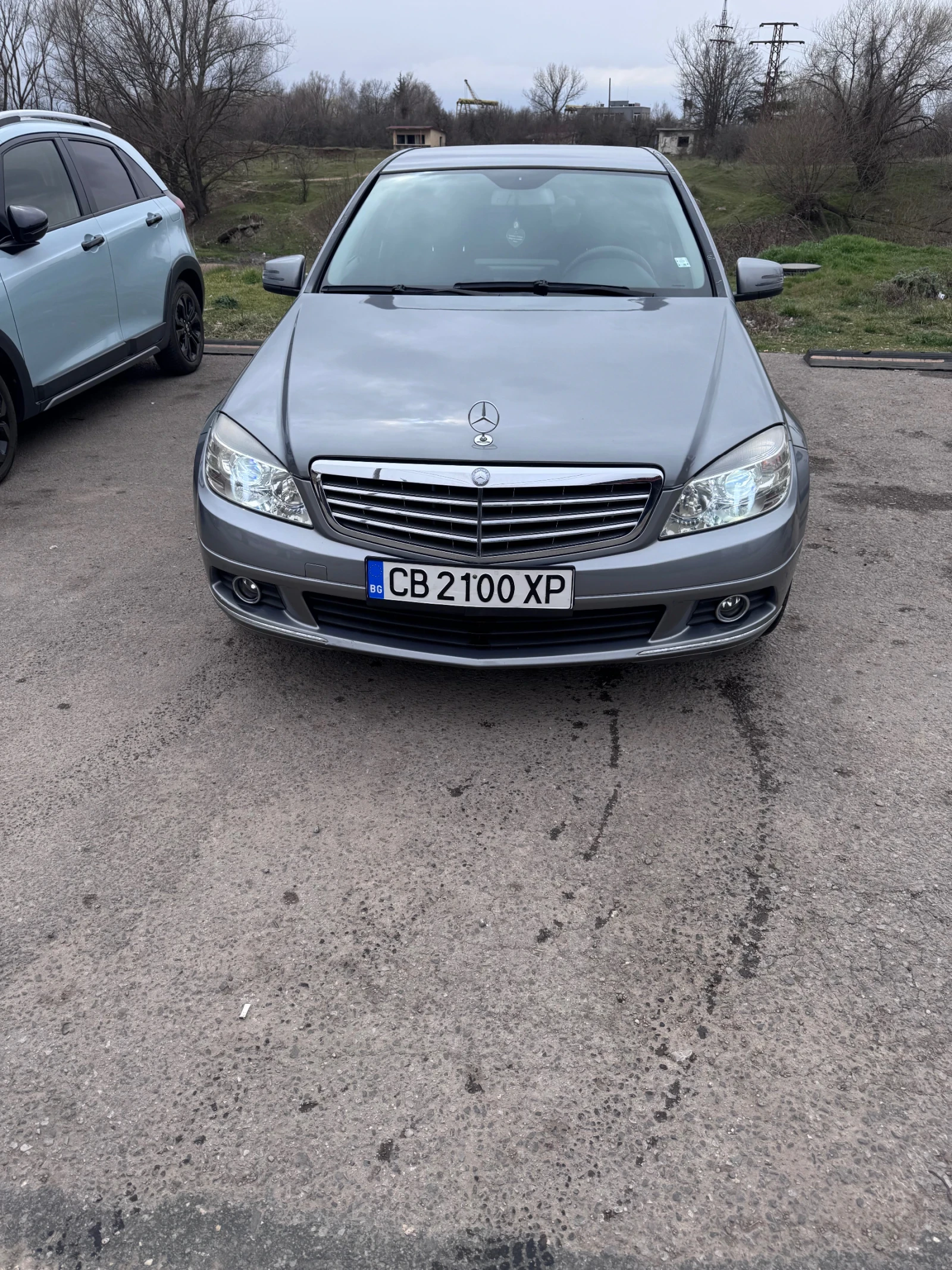 Mercedes-Benz C 220, снимка 4 - Автомобили и джипове - 54650598
