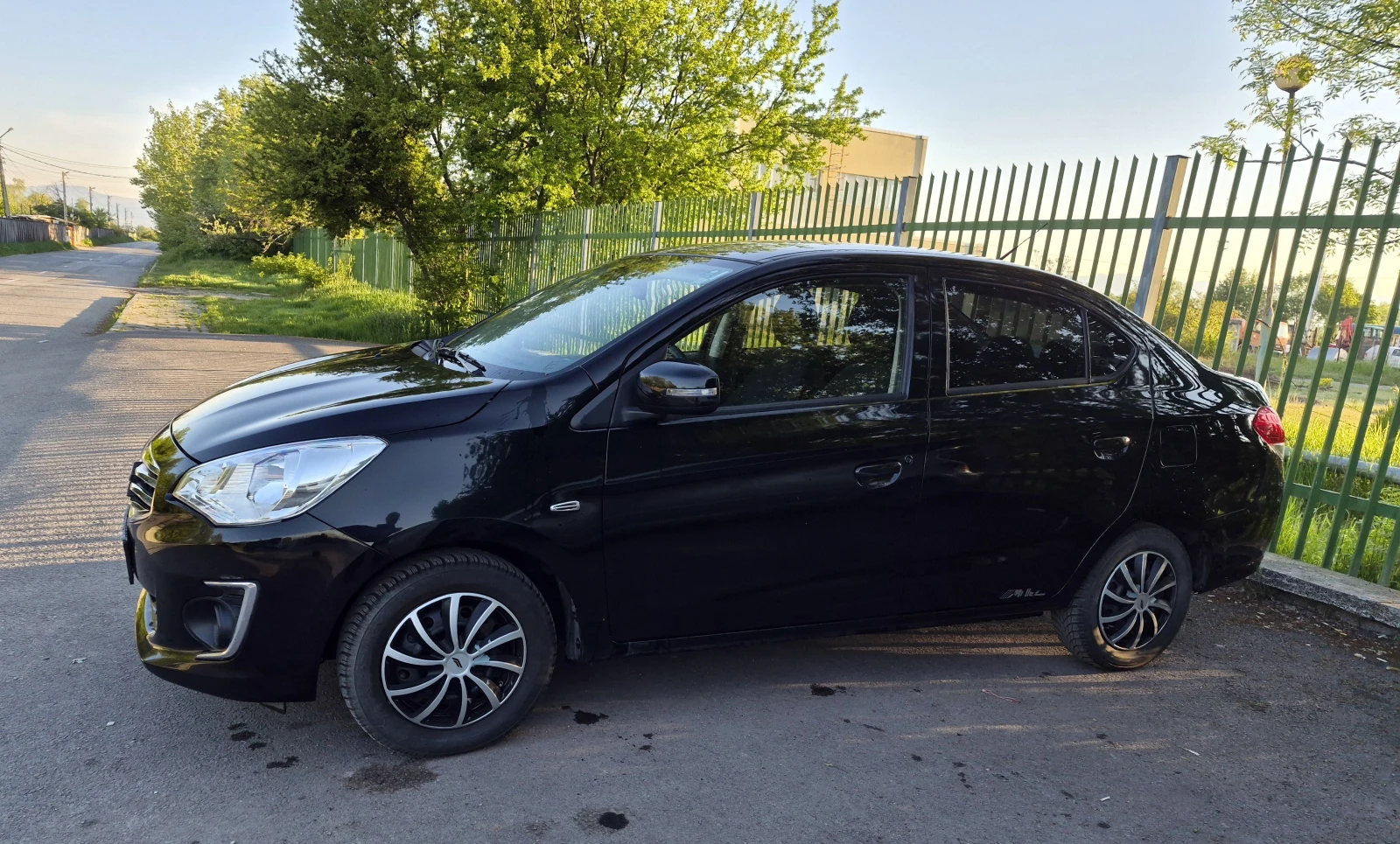 Mitsubishi Colt Automatic, снимка 3 - Автомобили и джипове - 54800918