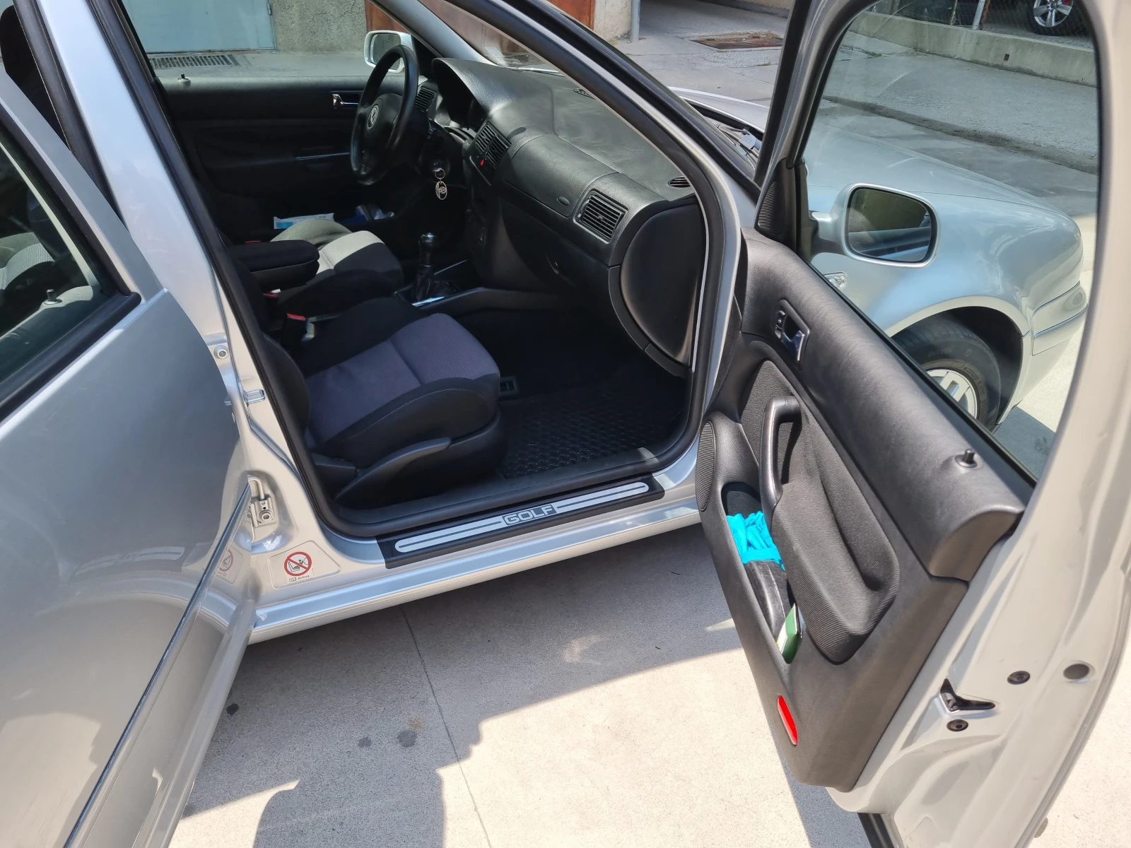 VW Golf 1.9 TDI 131 к.с., снимка 9 - Автомобили и джипове - 54803306