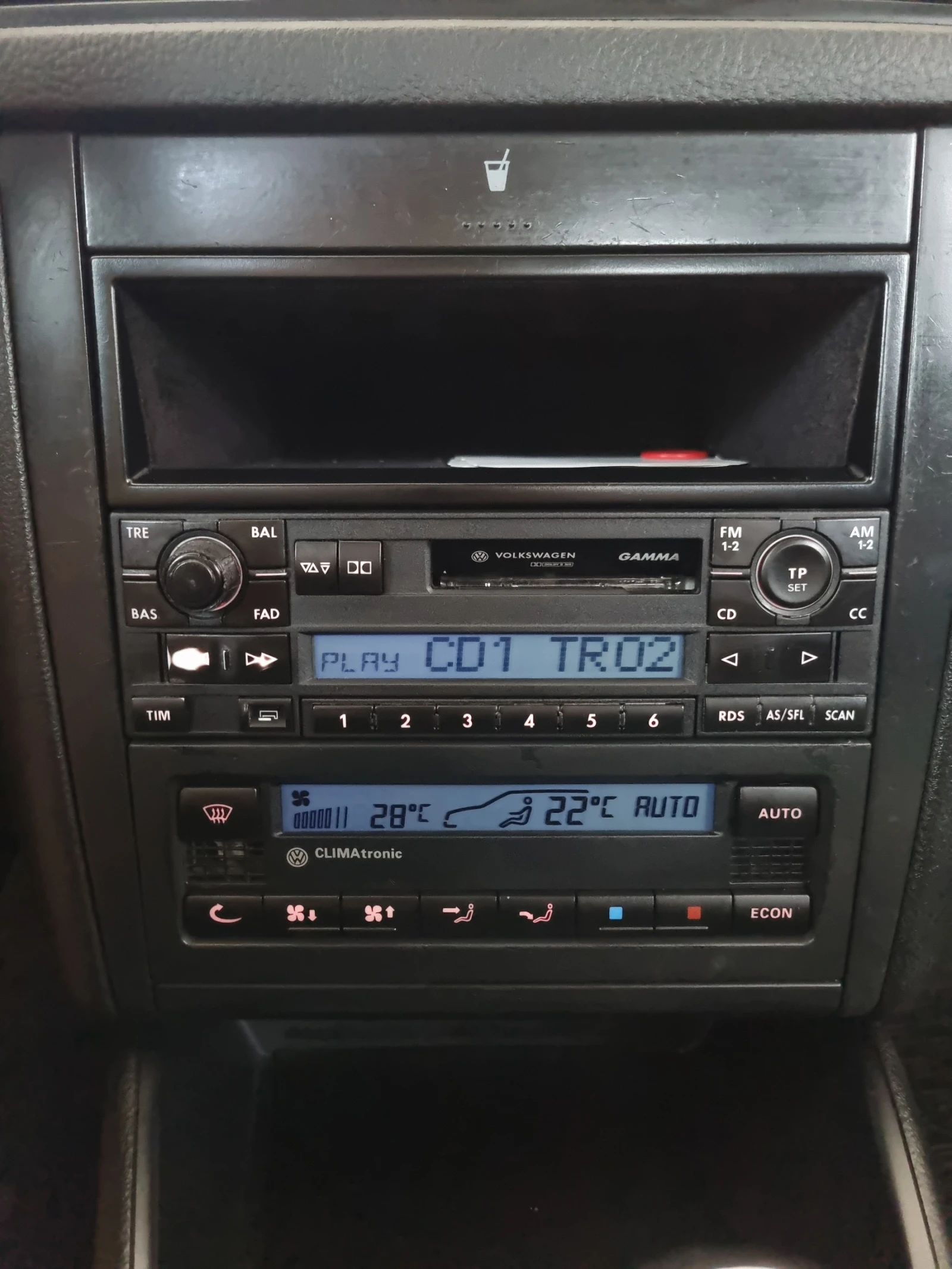 VW Golf 1.9 TDI 131 к.с., снимка 16 - Автомобили и джипове - 54803306
