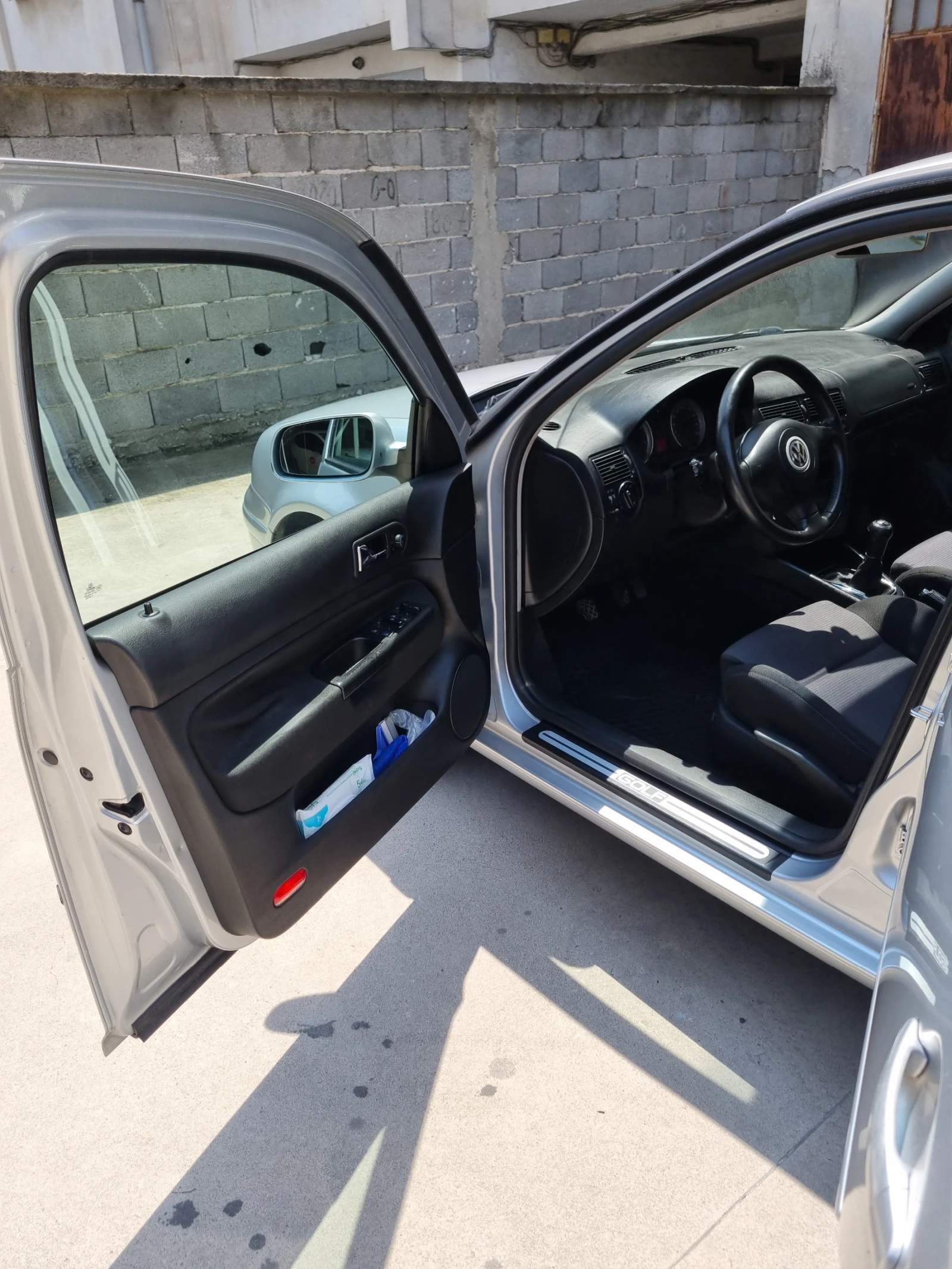 VW Golf 1.9 TDI 131 к.с., снимка 7 - Автомобили и джипове - 54803306