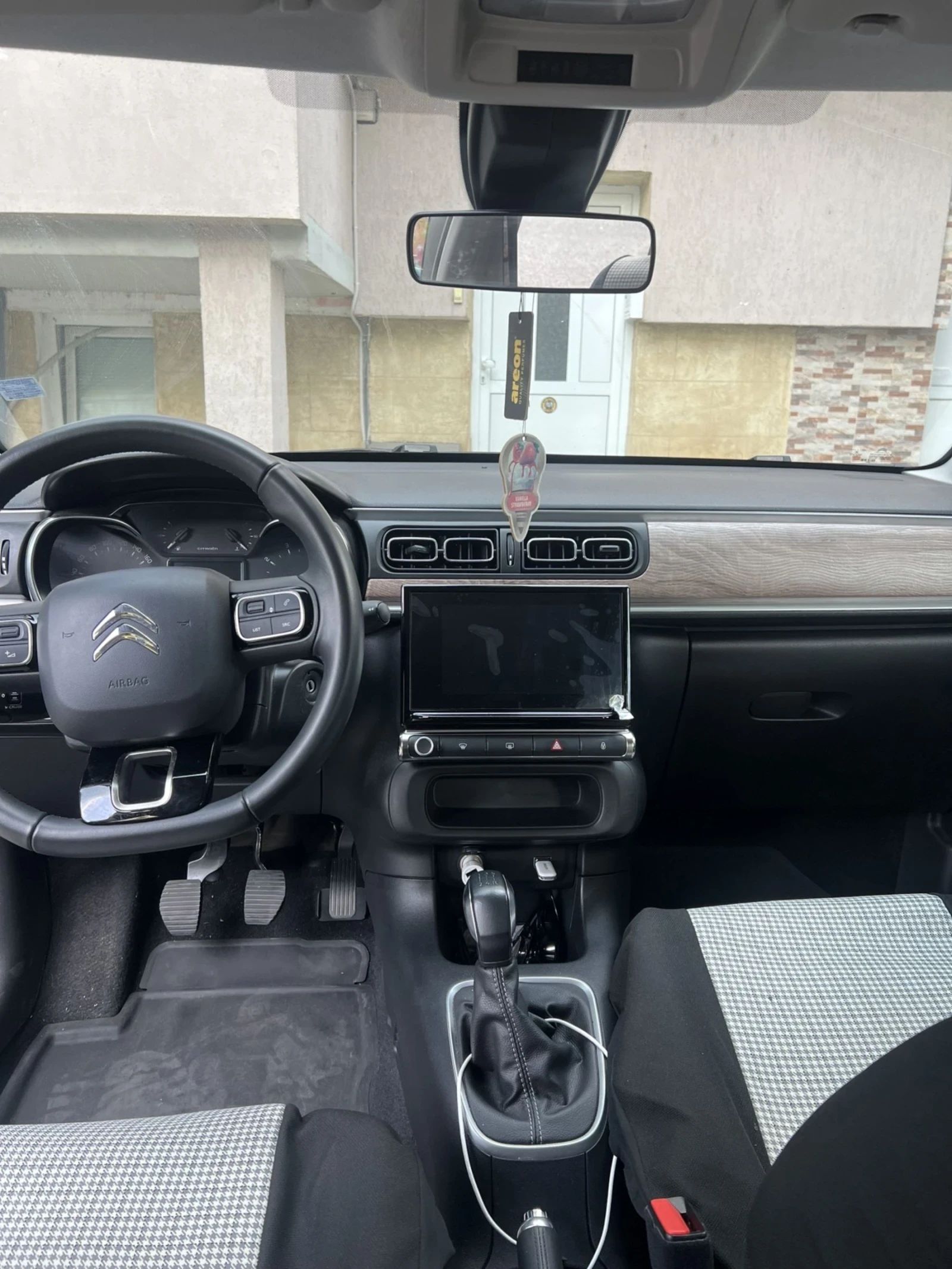 Citroen C3 1.2, снимка 5 - Автомобили и джипове - 55144305
