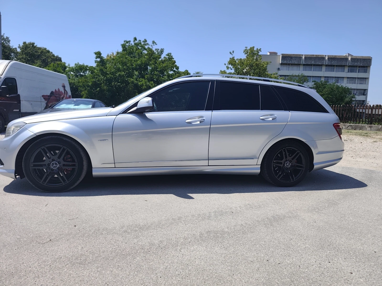Mercedes-Benz C 200, снимка 2 - Автомобили и джипове - 55558597