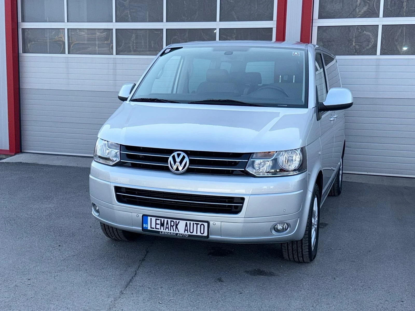 VW Multivan 2.0TDI AUTOMATIK DSG NAVI KLIMATRONIK EVRO 5A | Mobile.bg � ����������� 2