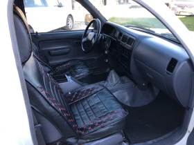 Toyota Hilux, снимка 8