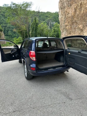 Toyota Rav4 2.2 177 D-CAT, снимка 17