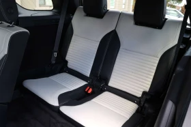 Land Rover Discovery Dynamic HSE, снимка 12