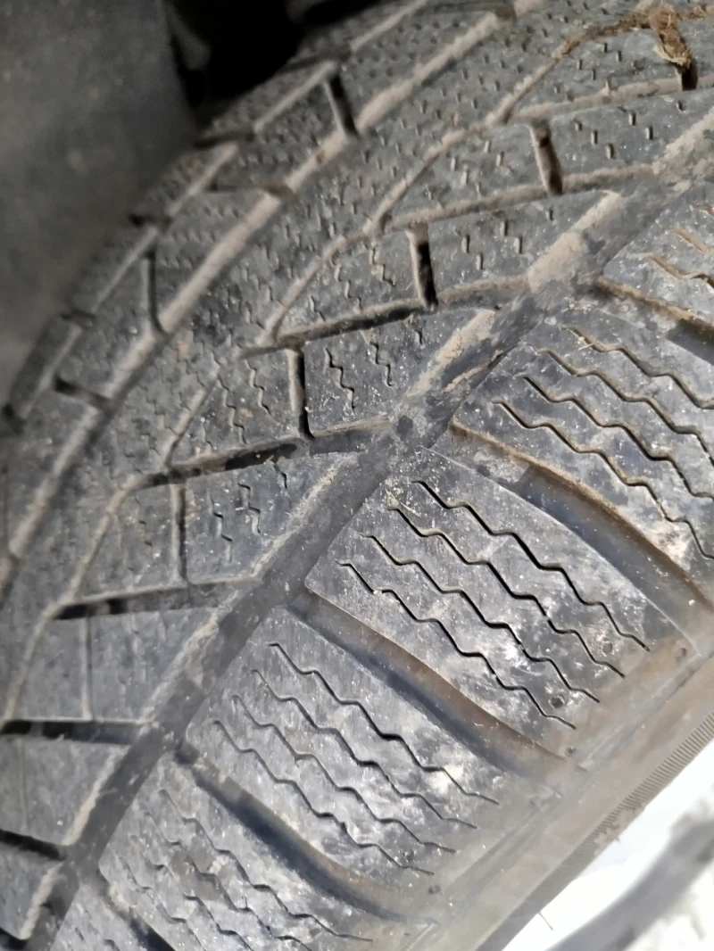 VW Touareg, снимка 8 - Автомобили и джипове - 52643867