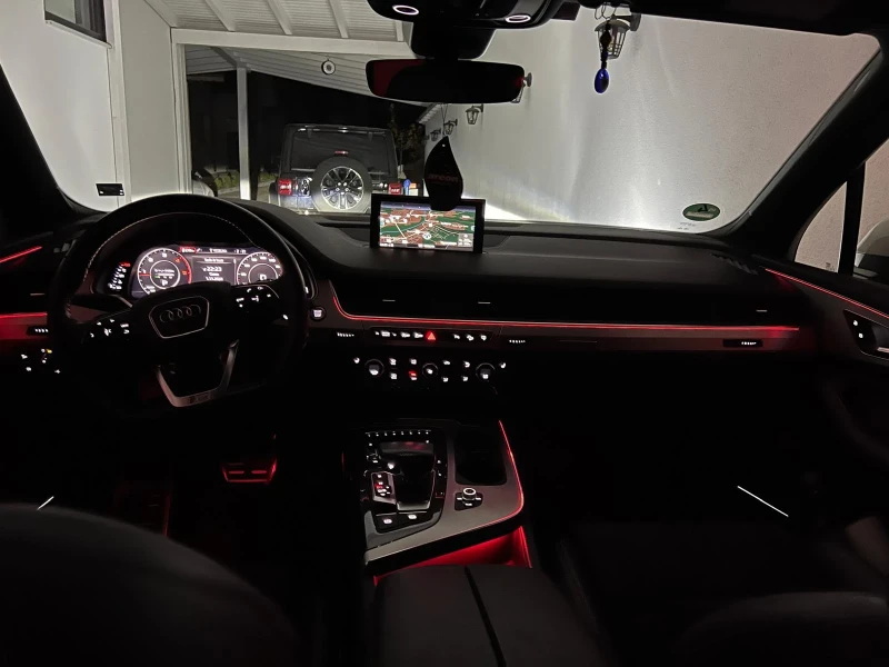 Audi Q7 3.0 Matrix Led S-Line 272 , снимка 12 - Автомобили и джипове - 52370235