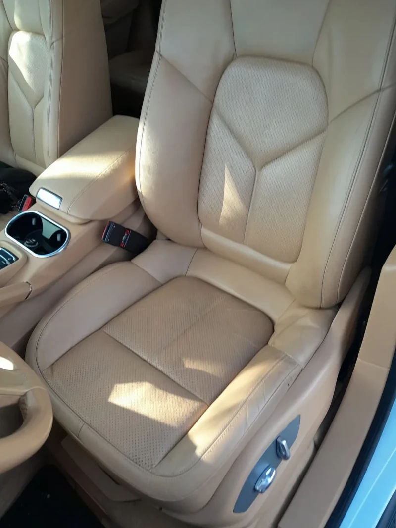 Porsche Cayenne 3000 D, снимка 7 - Автомобили и джипове - 53257239