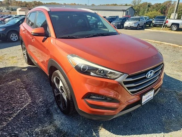 Hyundai Tucson 4x4/1 СОБСТВ./М.ТОЧКА/KEYLESS/ПОДГРЕВ/КАМЕРА - [1] 