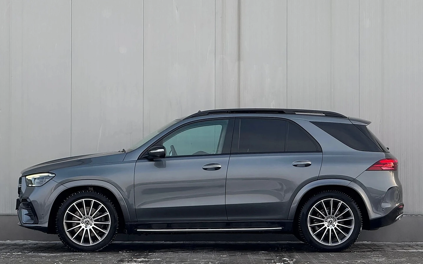 Mercedes-Benz GLE 300 d 4MATIC AMG-Line - изображение 4