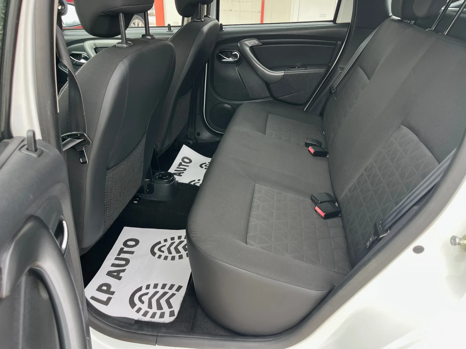 Dacia Duster 1.6i* 105k.c* ���*  | Mobile.bg � ����������� 11