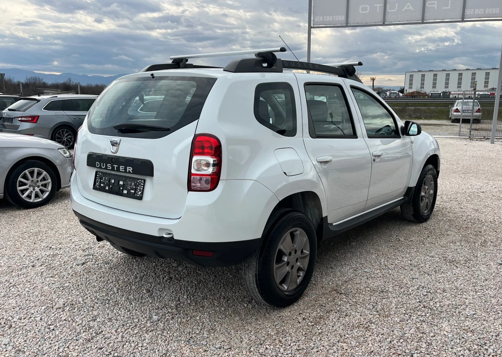 Dacia Duster 1.6i* 105k.c* ���*  | Mobile.bg � ����������� 4