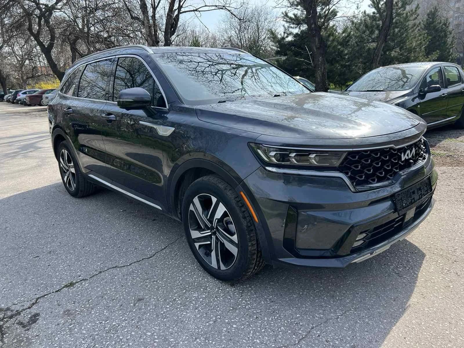 Kia Sorento Plug-in Хибрид, снимка 3 - Автомобили и джипове - 53987844