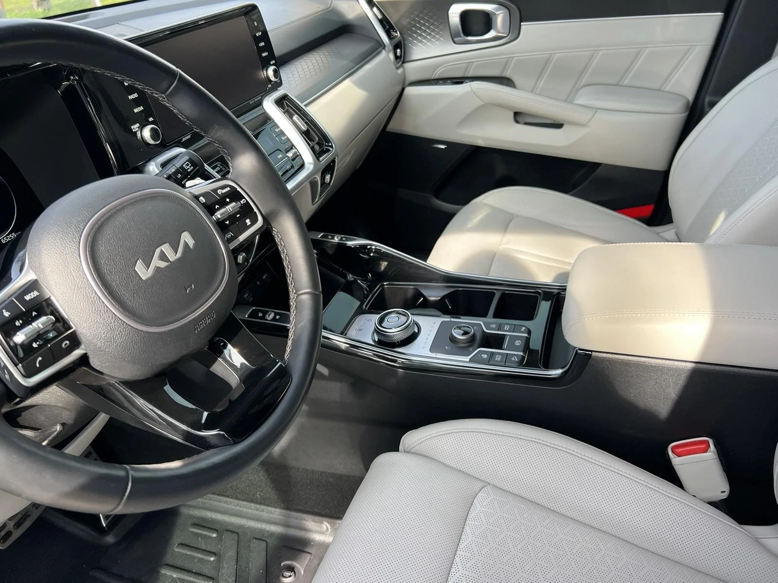 Kia Sorento Plug-in Хибрид, снимка 13 - Автомобили и джипове - 53987844