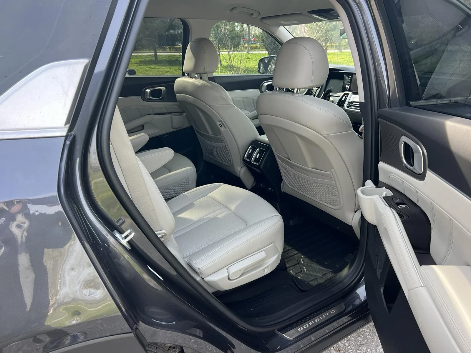 Kia Sorento Plug-in Хибрид, снимка 7 - Автомобили и джипове - 53987844