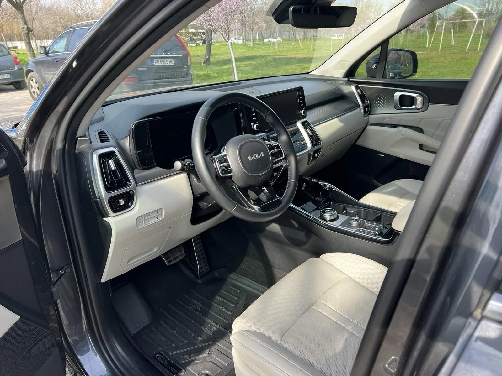 Kia Sorento Plug-in Хибрид, снимка 11 - Автомобили и джипове - 53987844