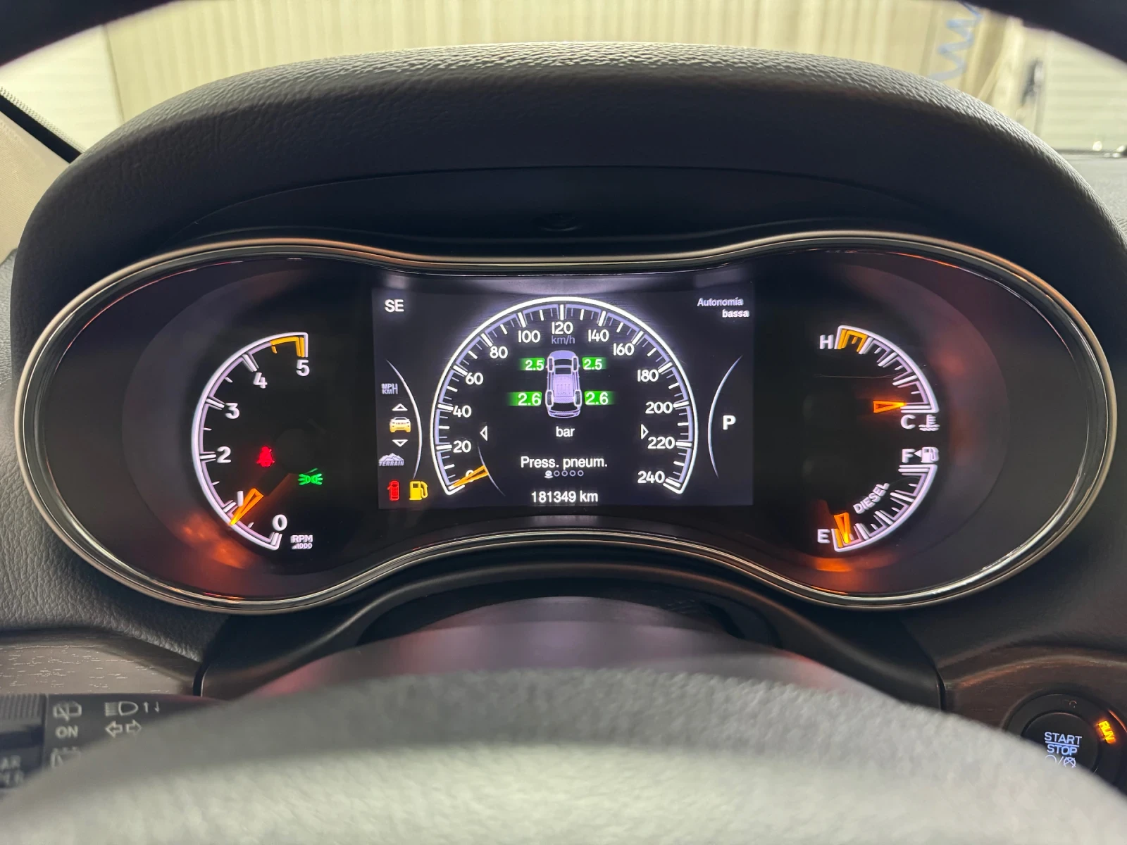 Jeep Grand cherokee 3.0 CRD LIMITED - 4WD - БАВНИ - 181.000 км!, снимка 12 - Автомобили и джипове - 54129068