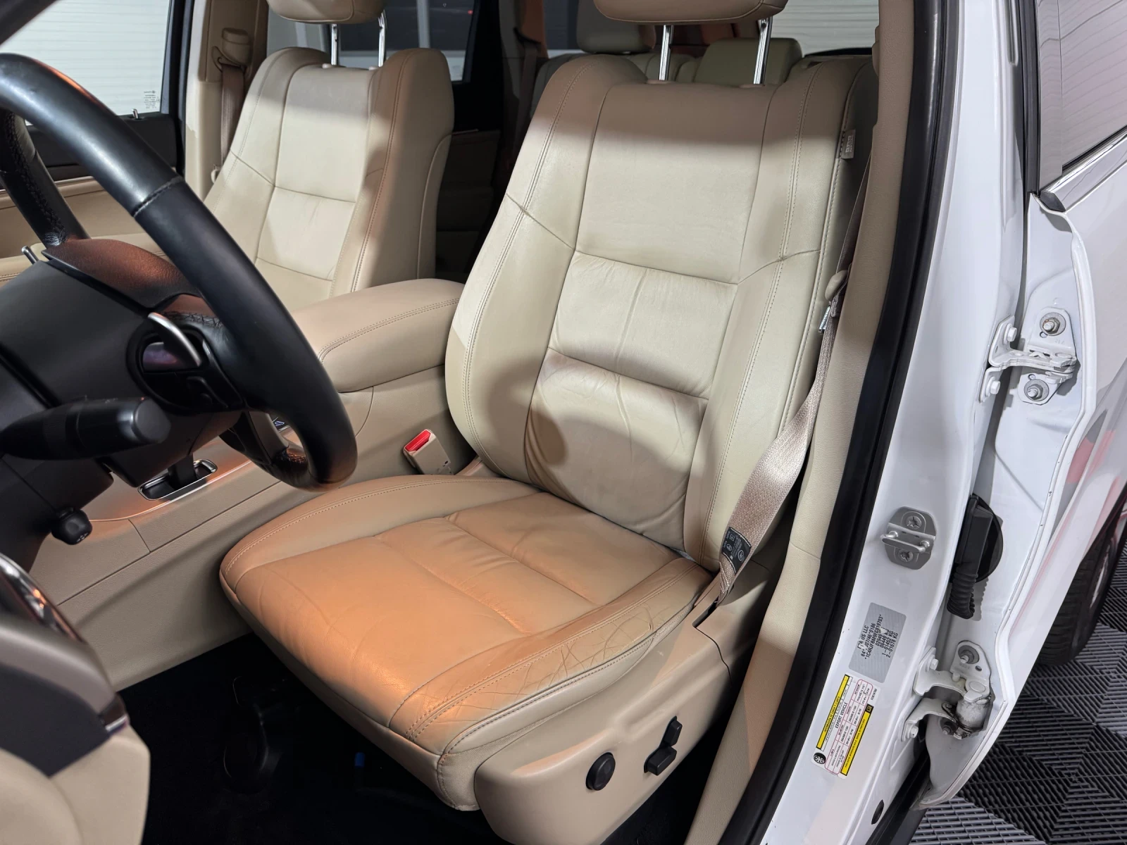 Jeep Grand cherokee 3.0 CRD LIMITED - 4WD - БАВНИ - 181.000 км!, снимка 15 - Автомобили и джипове - 54129068