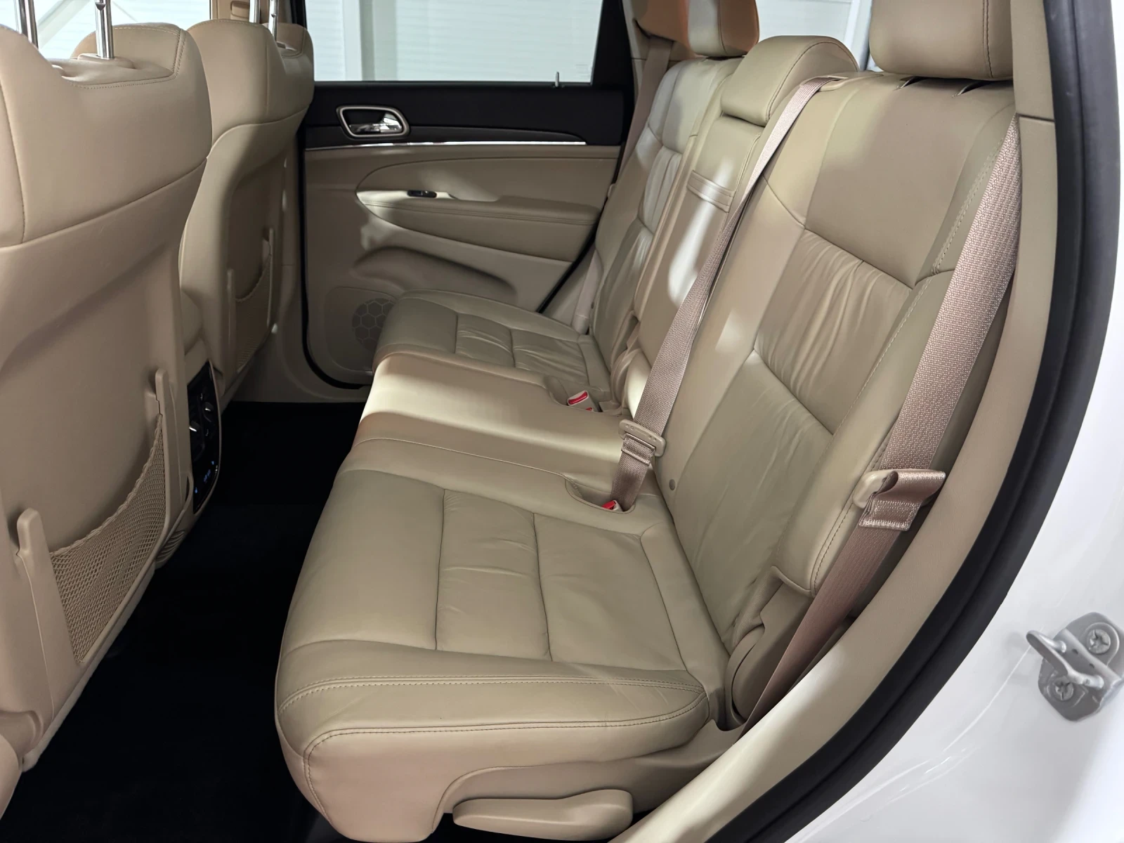 Jeep Grand cherokee 3.0 CRD LIMITED - 4WD - БАВНИ - 181.000 км!, снимка 16 - Автомобили и джипове - 54129068