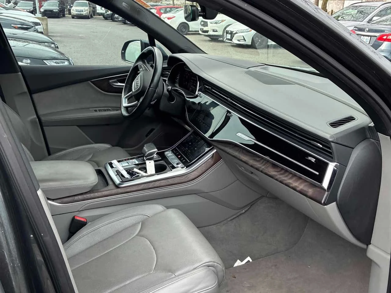 Audi Q7 Technik  CARFAX, снимка 8 - Автомобили и джипове - 54224991